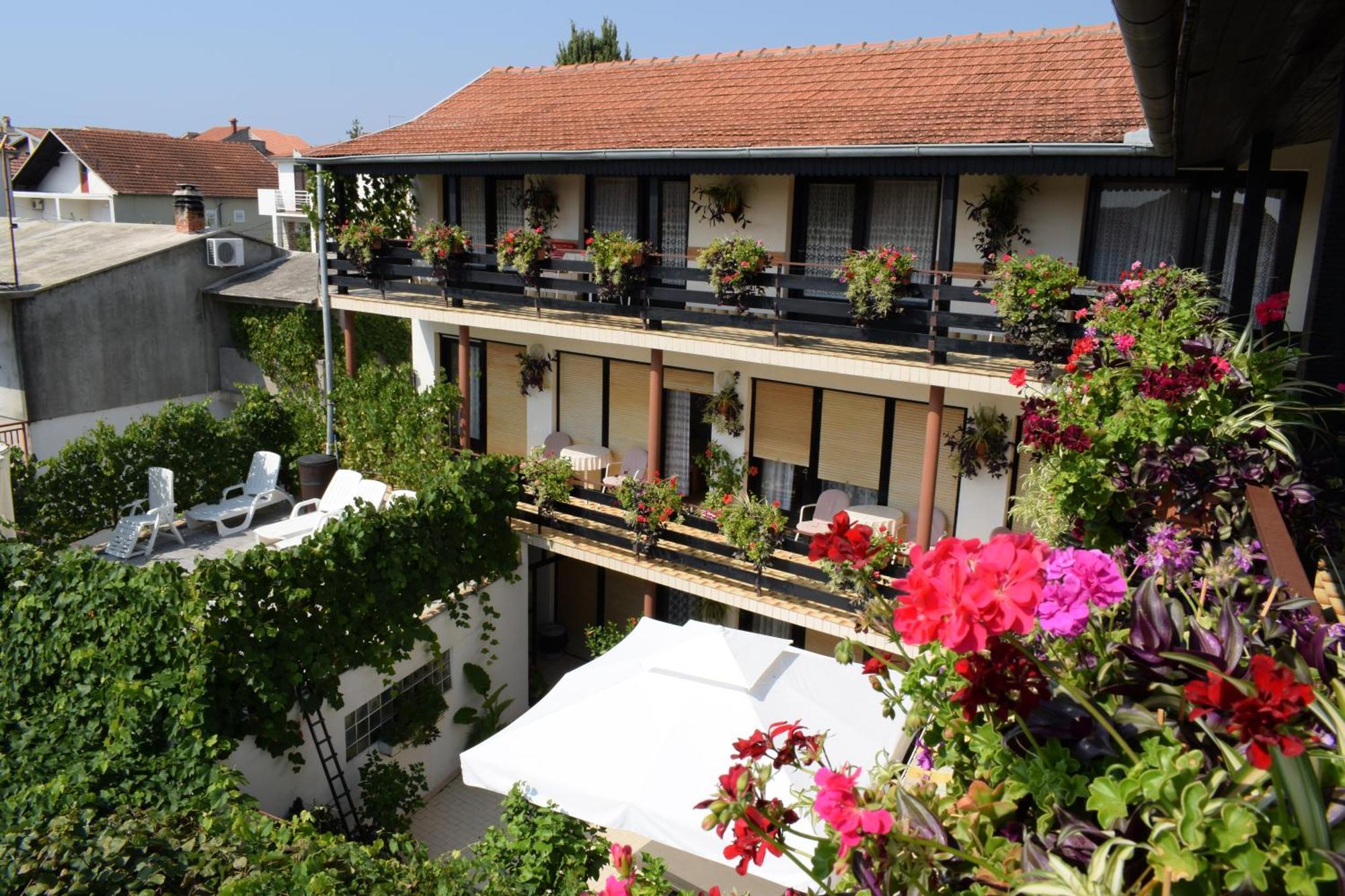 Rooms Vila Mautner Vodice Exterior photo