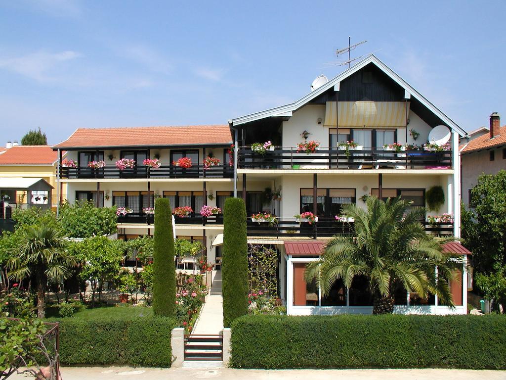 Rooms Vila Mautner Vodice Exterior photo