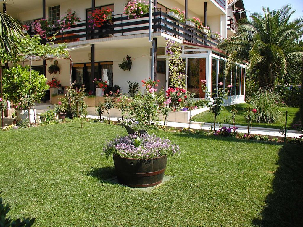 Rooms Vila Mautner Vodice Exterior photo