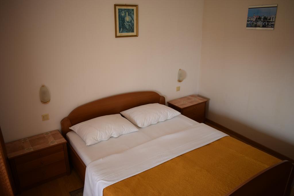Rooms Vila Mautner Vodice Exterior photo