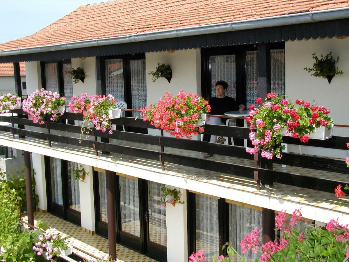 Rooms Vila Mautner Vodice Exterior photo